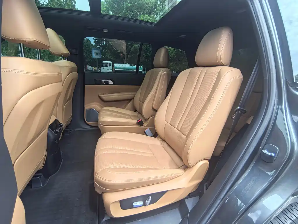Li Auto Li ONE — миниатюра 13