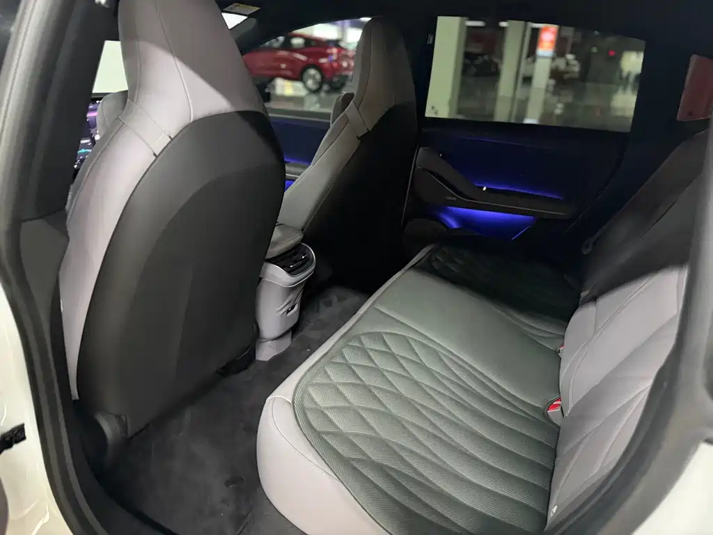 NIO ET5 — миниатюра 3