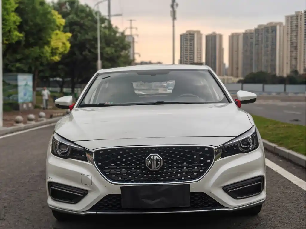 MG MG6 — миниатюра 8