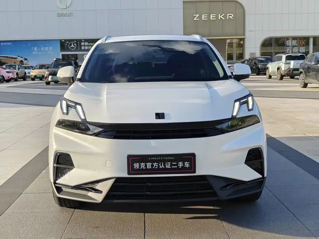 Lynk & Co 06 EM-P — миниатюра 2