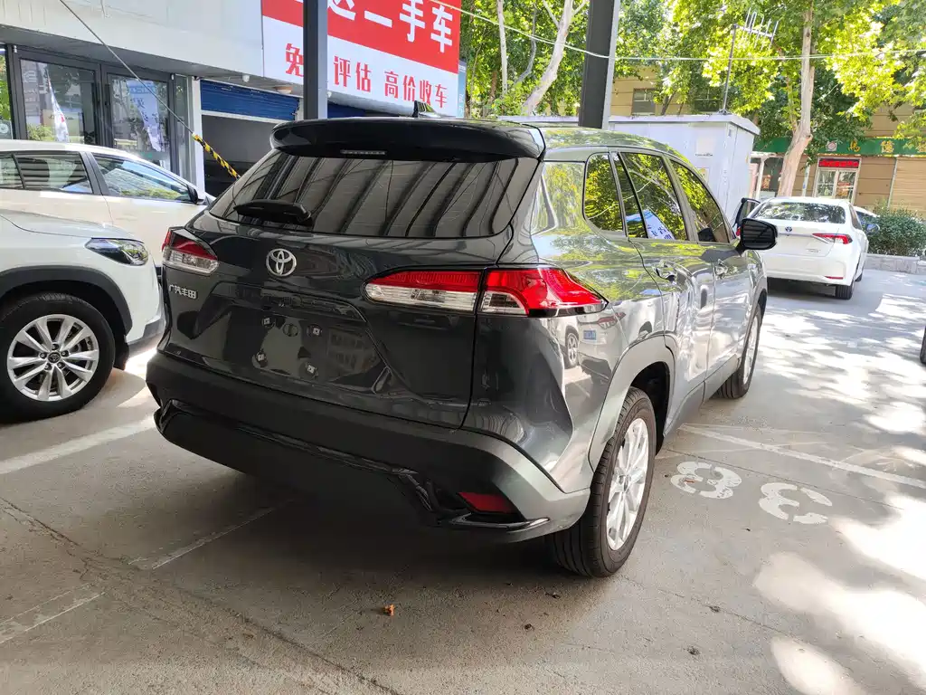 Toyota Frontlander — миниатюра 16