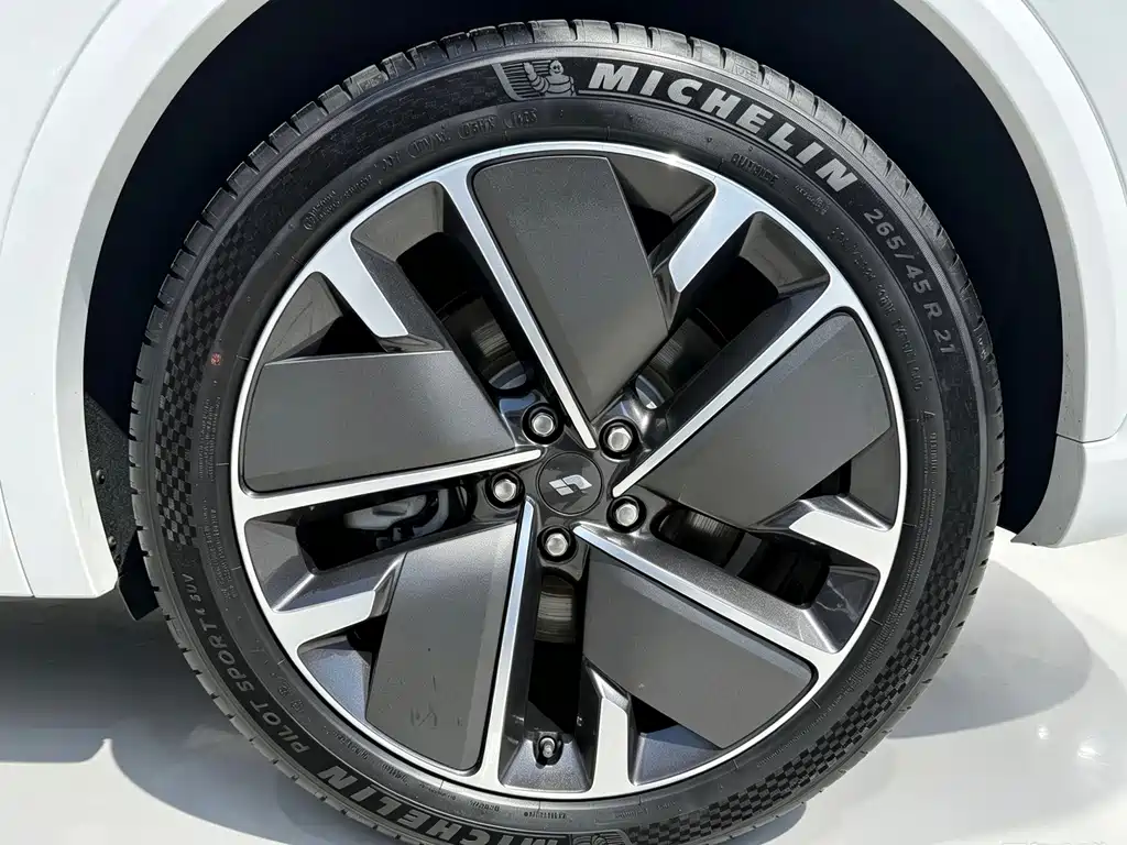 Li Auto Li L7 — миниатюра 7