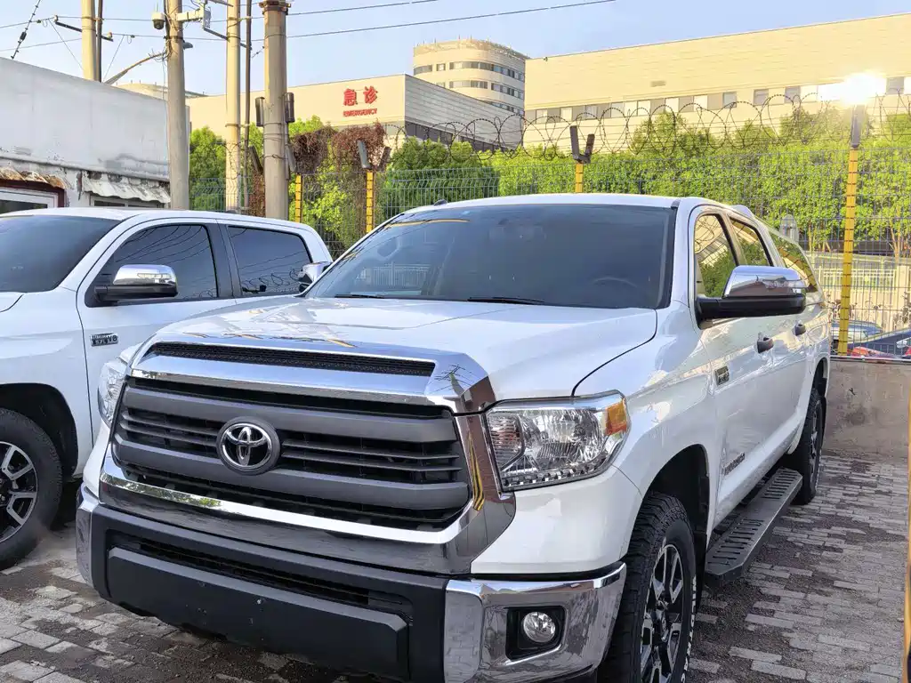Toyota Tantu 2016