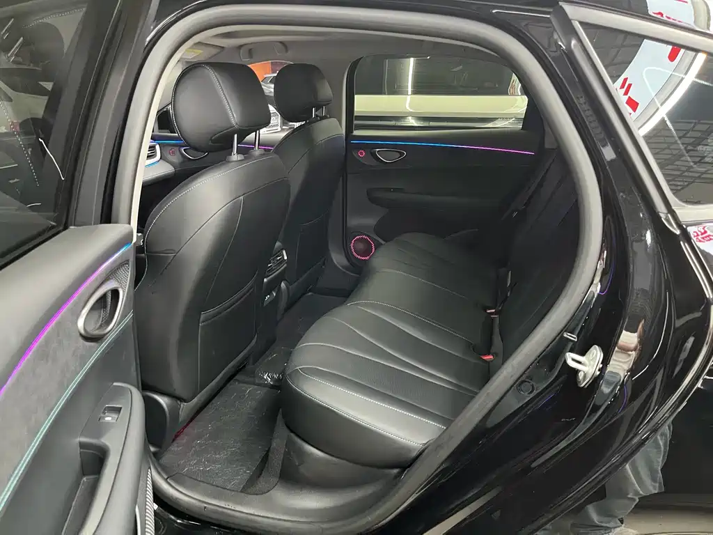 BYD Seal 05 DM-i — миниатюра 8