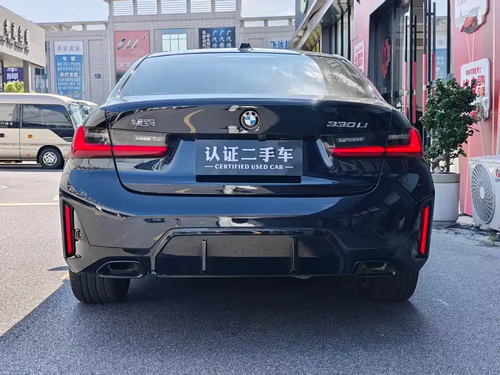 BMW 3 Series — миниатюра 11