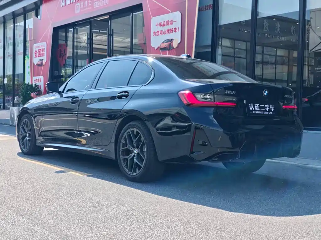 BMW 3 Series — миниатюра 3