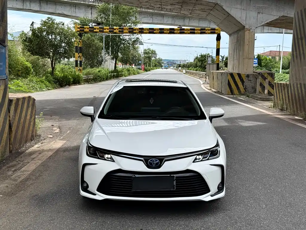 Toyota Corolla — миниатюра 2