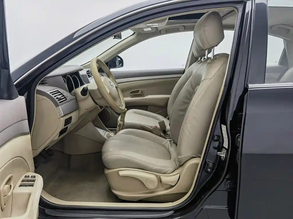 Nissan Sylphy — миниатюра 10
