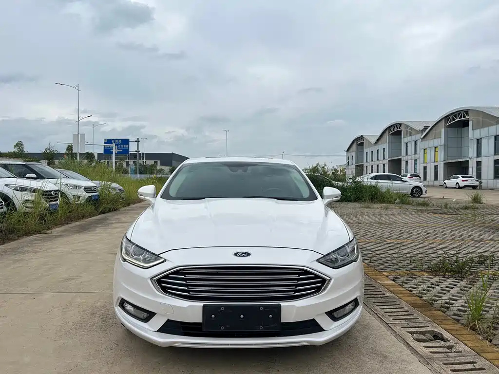 Ford Mondeo — миниатюра 2