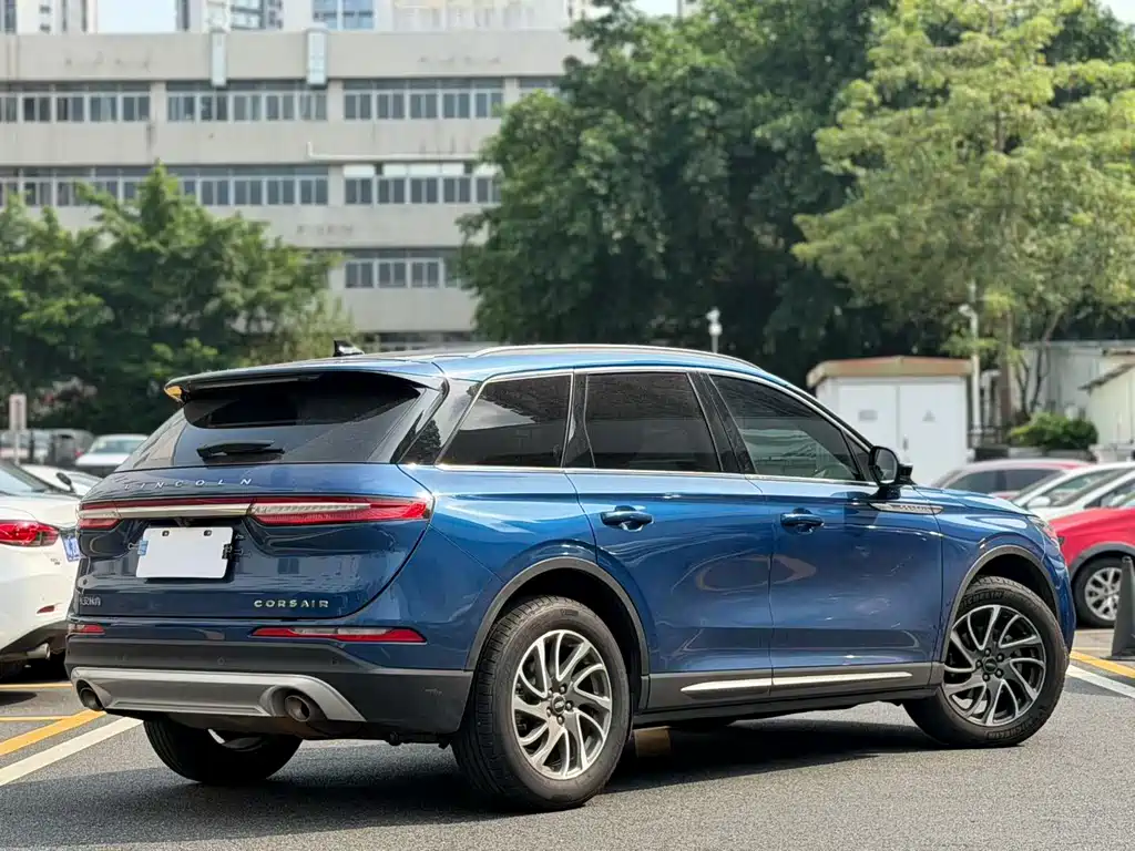 Lincoln Corsair — миниатюра 12
