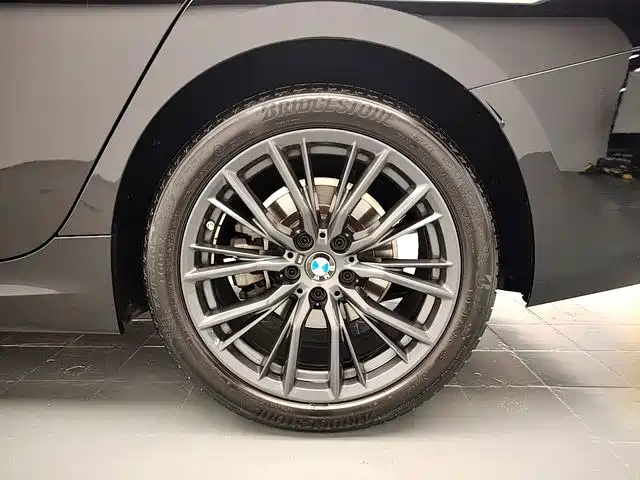 BMW 3 Series — миниатюра 16