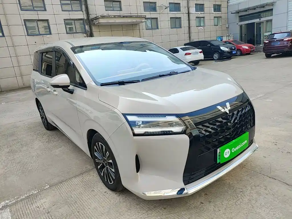 Wuling Xingguang 730 New Energy — миниатюра 4