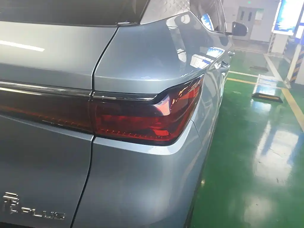 BYD Yuan Plus — миниатюра 8
