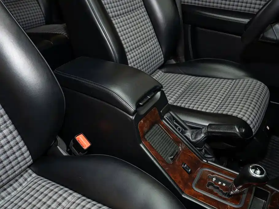 Mercedes-Benz G-Class — миниатюра 17