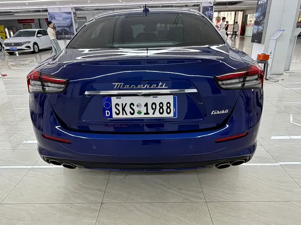 Maserati Ghibli — миниатюра 3