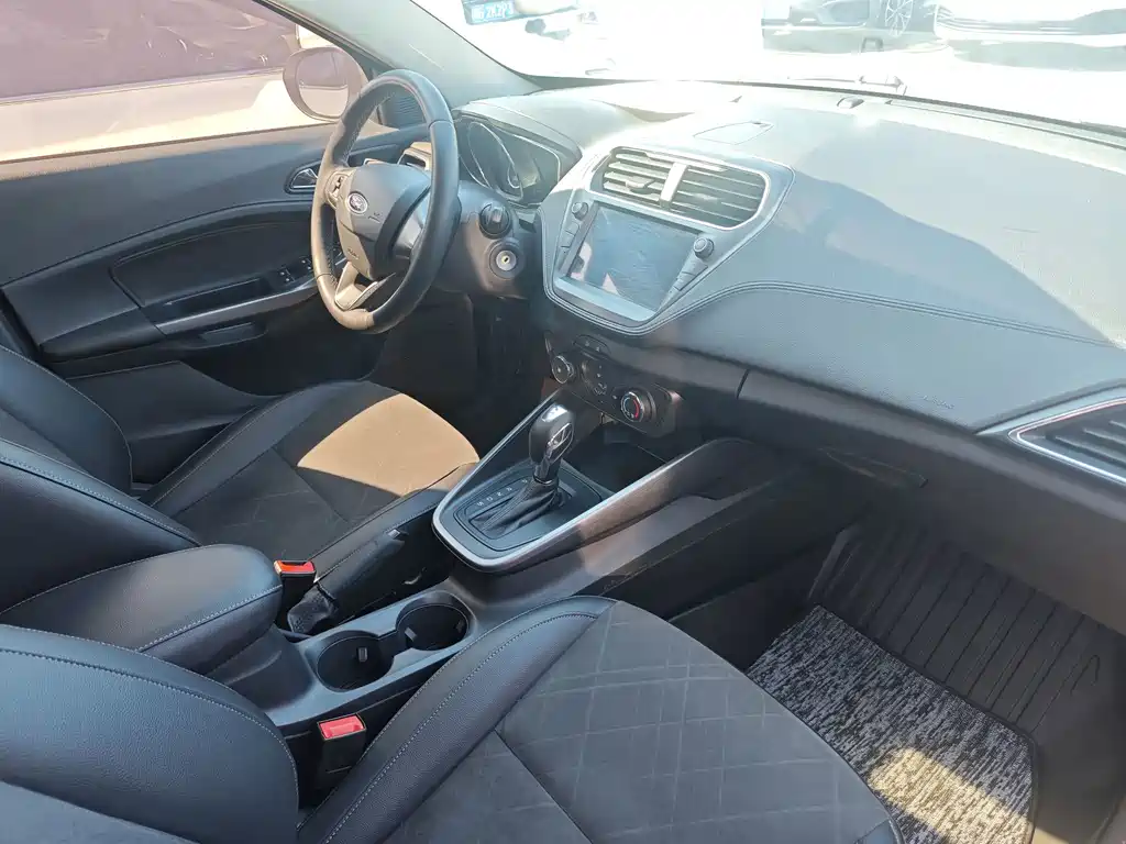 Ford Escort — миниатюра 12