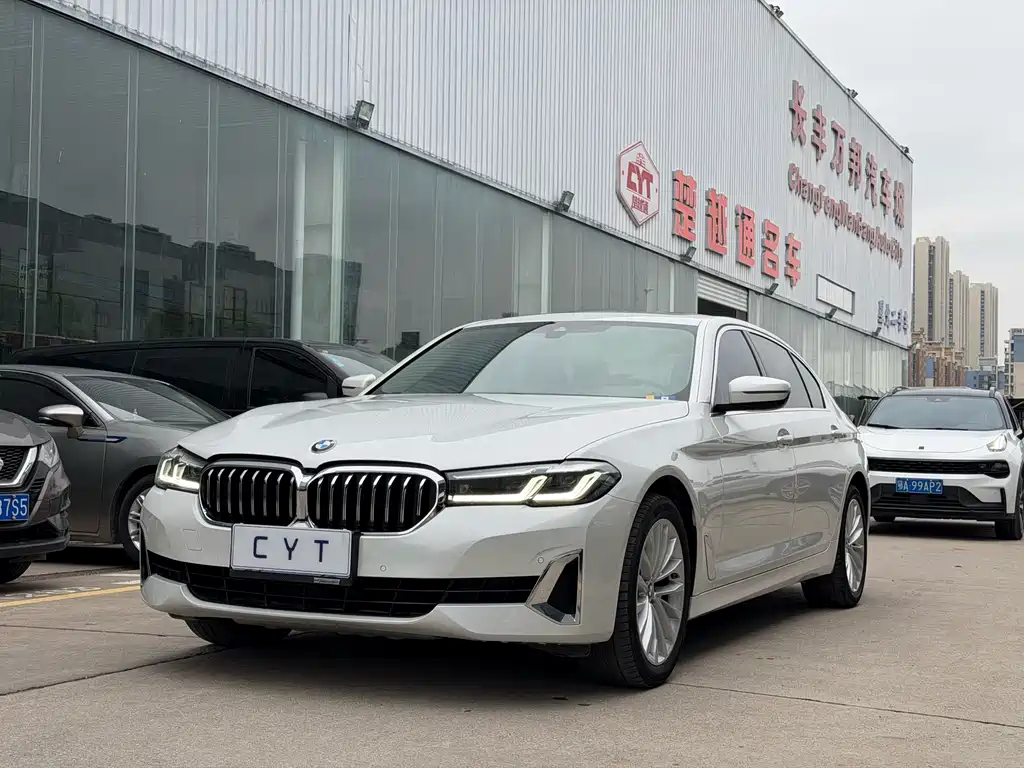 BMW 5 Series 2021