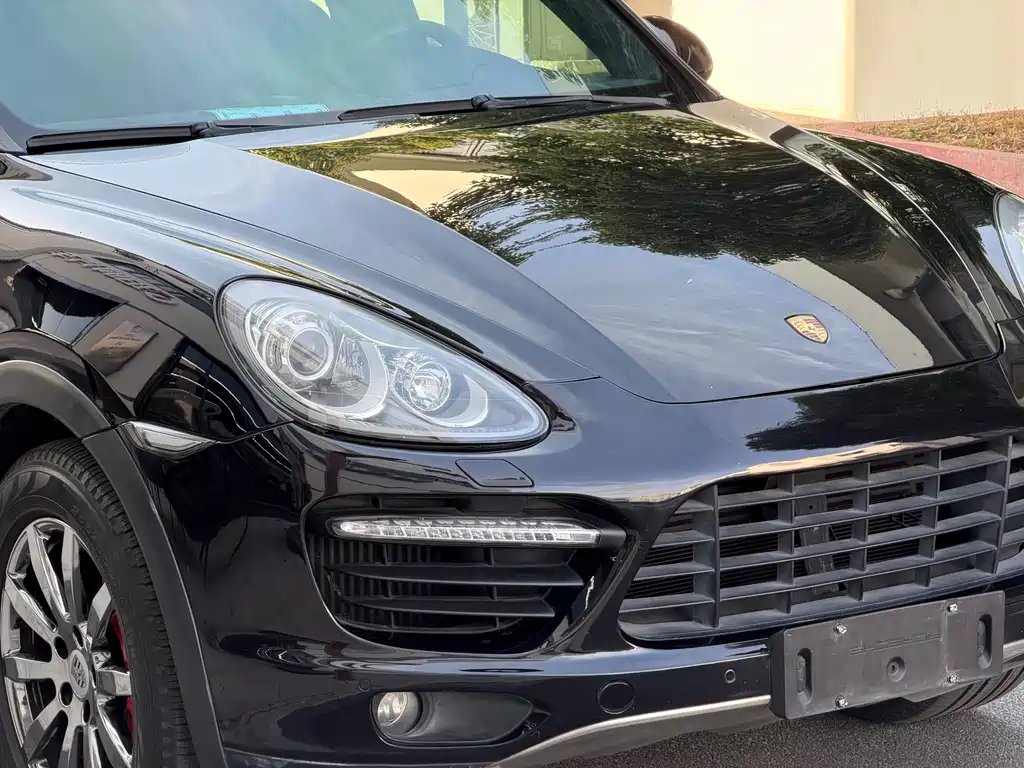 Porsche Cayenne 2011 Cayenne Turbo 4.8T