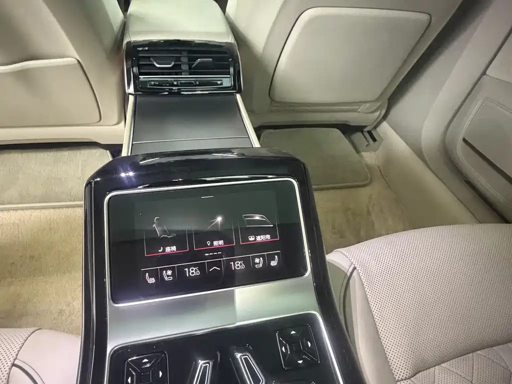 Audi A8 — миниатюра 7