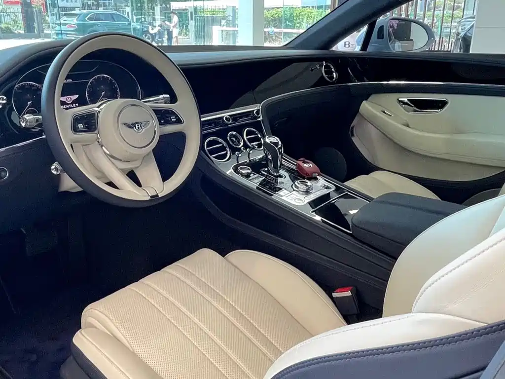 Bentley Continental — миниатюра 7