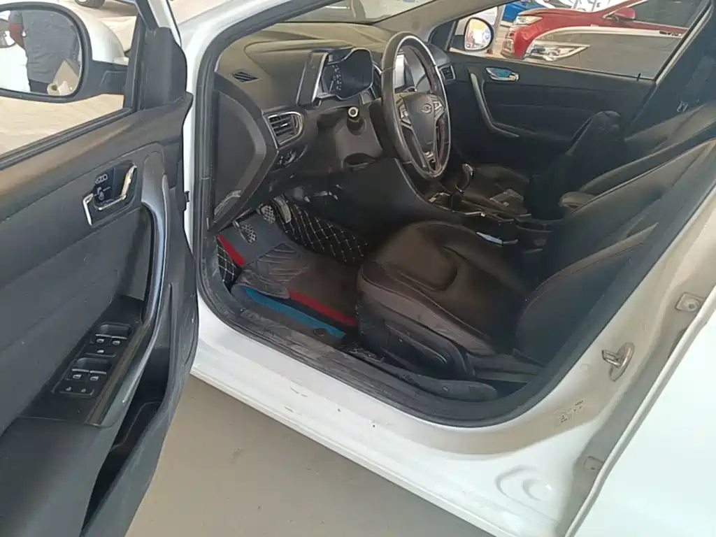 Chery Arrizo 5 — миниатюра 16