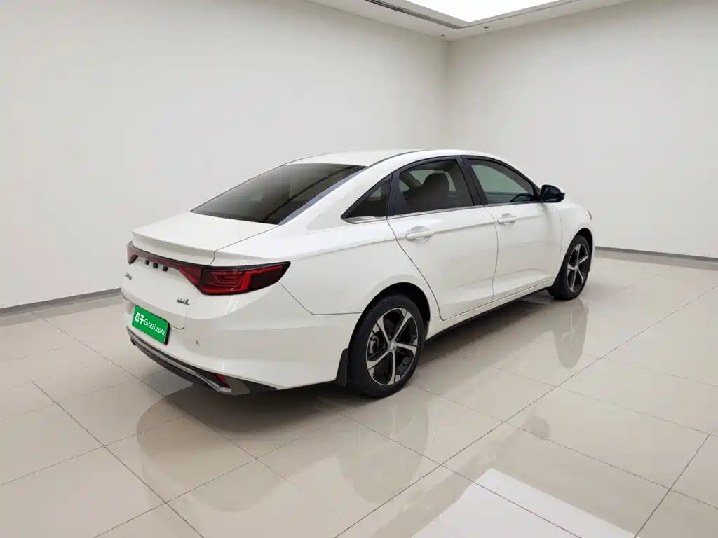 Geely Emgrand L — миниатюра 4