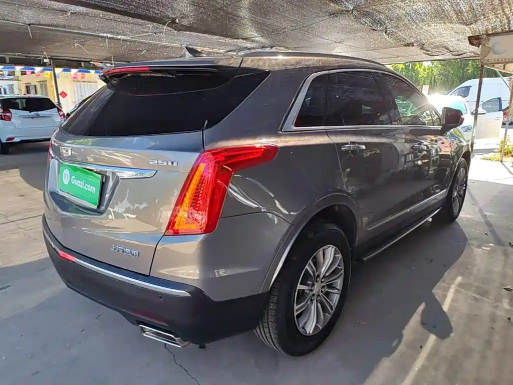 Cadillac XT5 — миниатюра 7