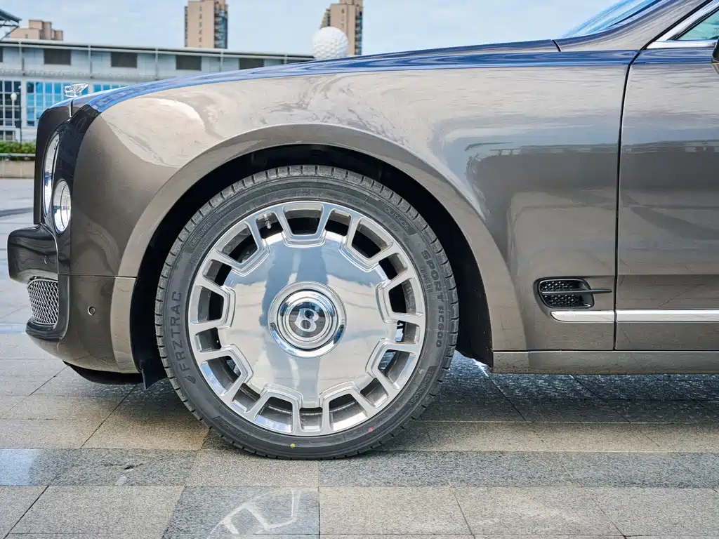 Bentley Mulsanne — миниатюра 5