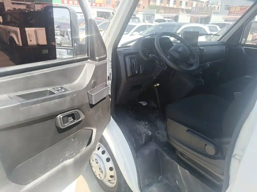 IVECO Daily — миниатюра 16