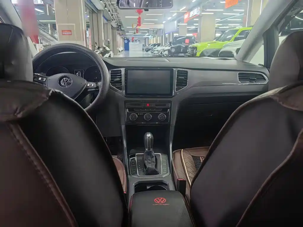 Geely Emgrand GS — миниатюра 13
