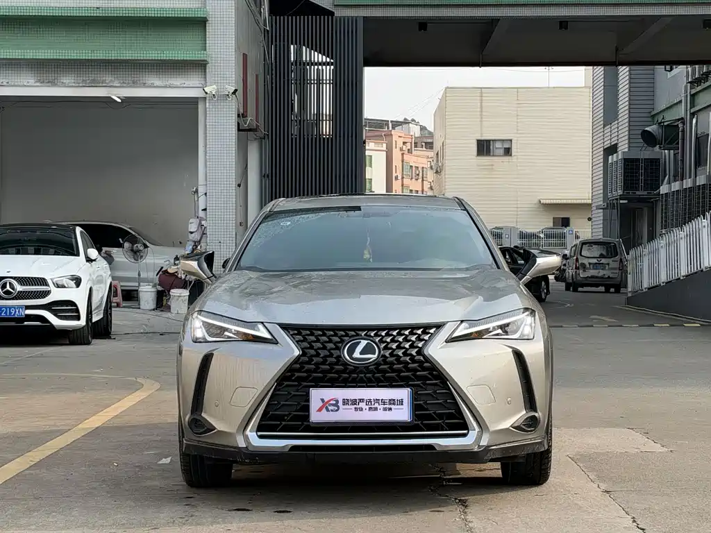 Lexus UX — миниатюра 2