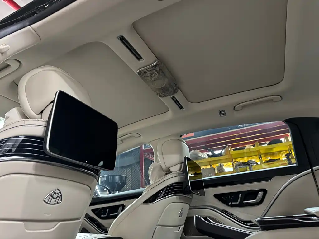 Mercedes-Benz S-Class — миниатюра 4