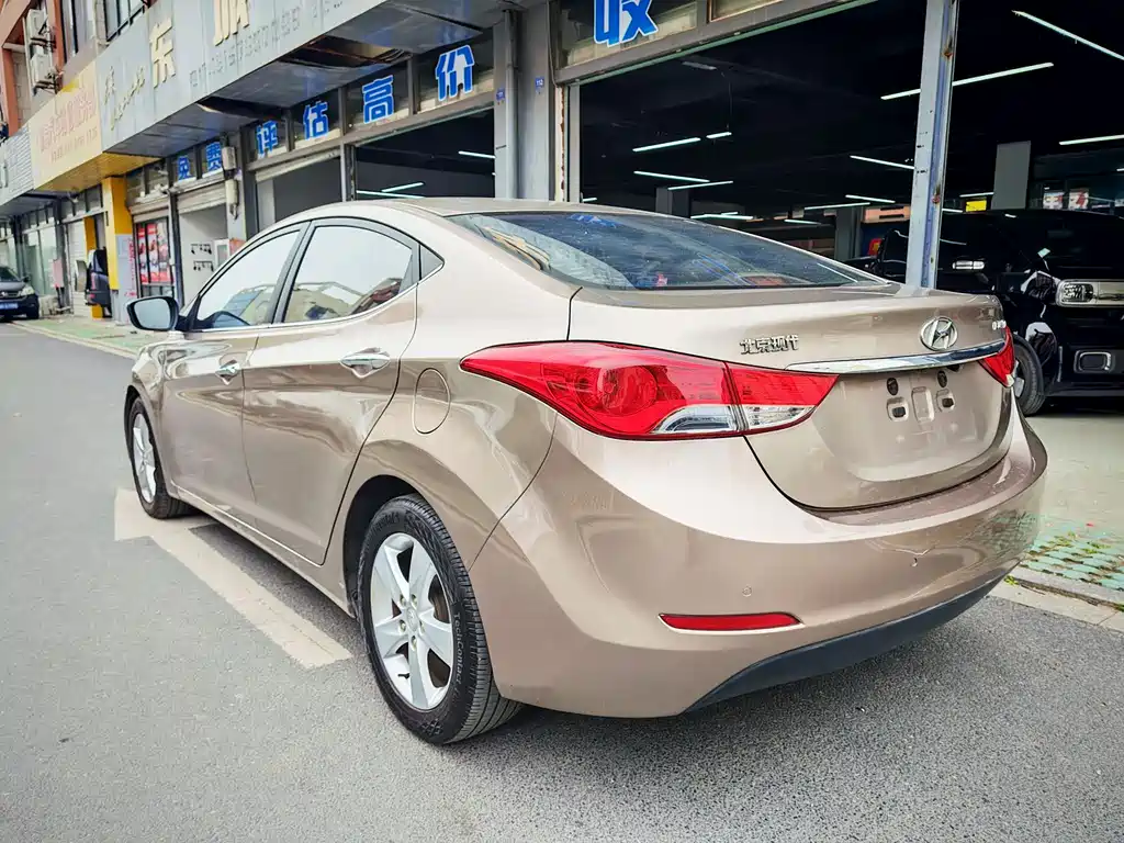 Hyundai Elantra 2013 1.6L AT Lead