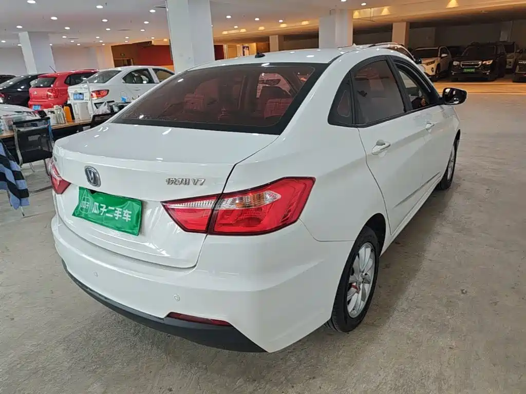 Changan V7 — миниатюра 4