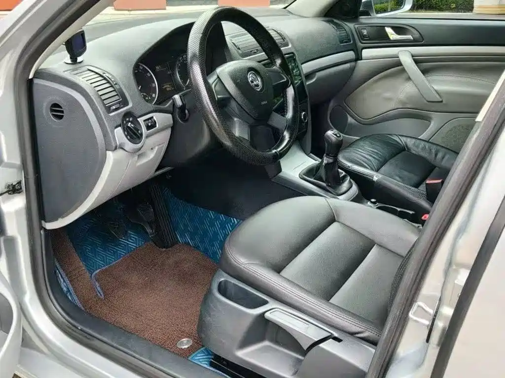 Skoda Octavia — миниатюра 4