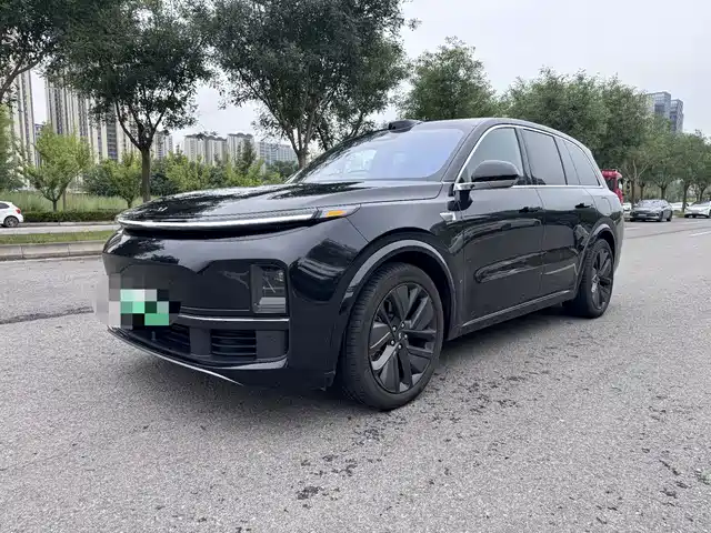 2024 Li Xiang L8