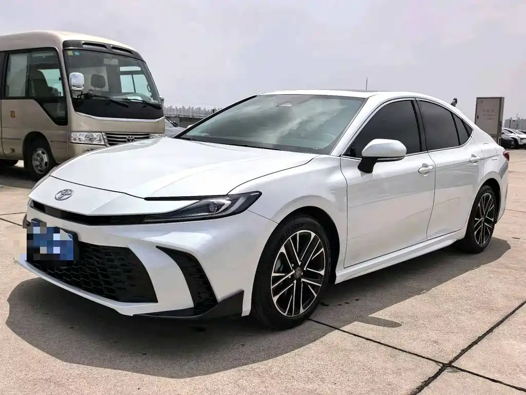 Toyota Camry 2026