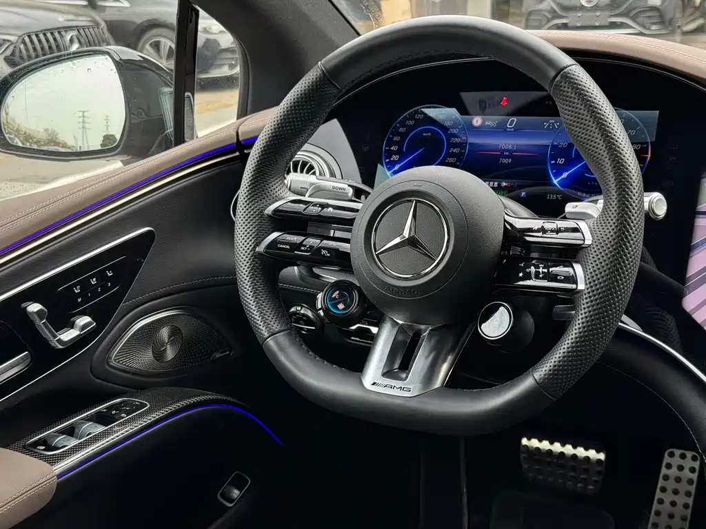 MERCEDES-BENZ EQS AMG