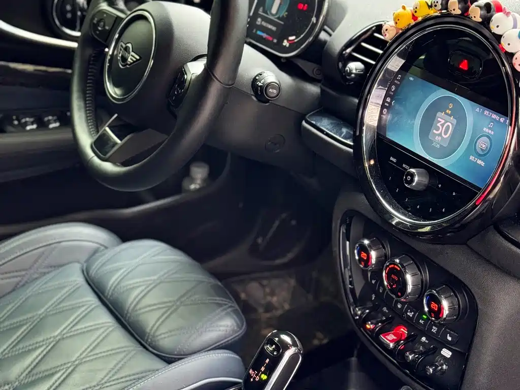 MINI Mini Clubman — миниатюра 8