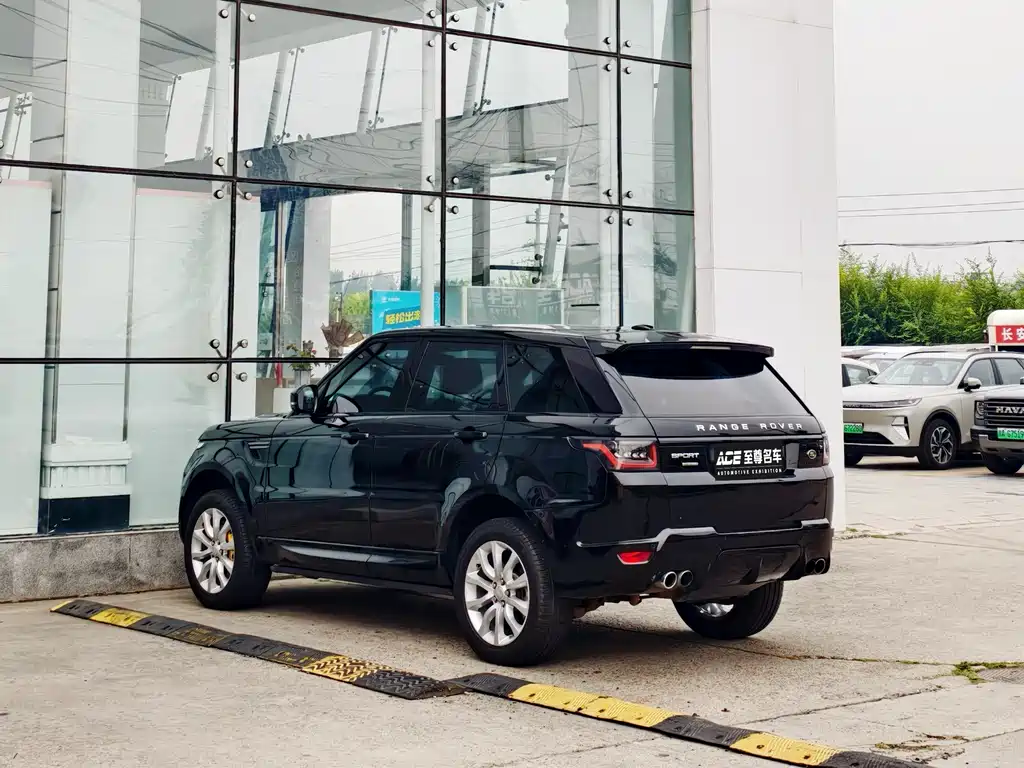 Land Rover Range Rover Sport 2017 3.0 SC V6 SE