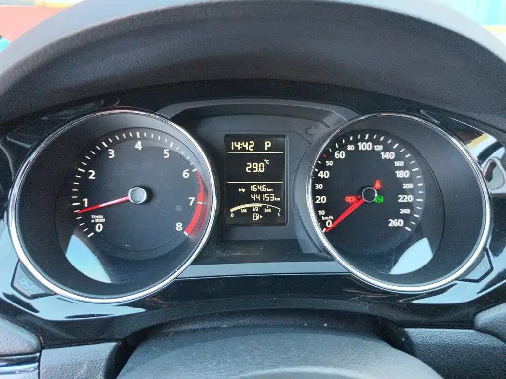 Volkswagen Sagitar — миниатюра 12