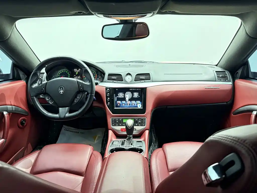 Maserati GranTurismo — миниатюра 13