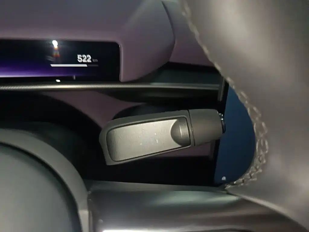 XPeng P7 — миниатюра 14