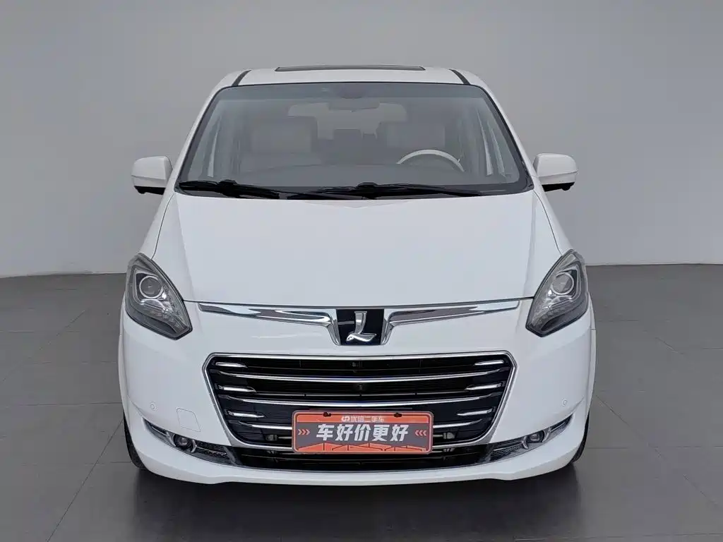 Luxgen Big 7 MPV — миниатюра 3