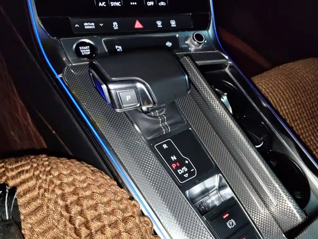 Audi A6L — миниатюра 15