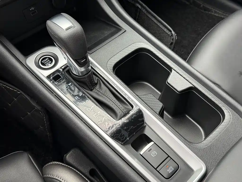 Nissan Sylphy — миниатюра 10
