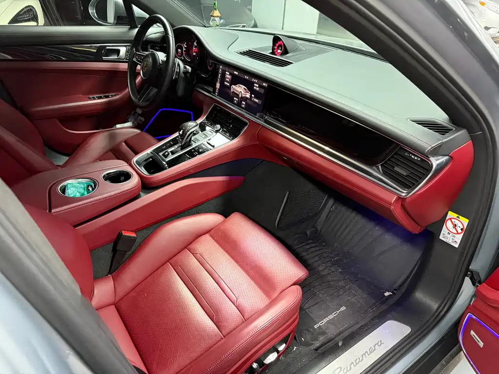Porsche Panamera — миниатюра 8