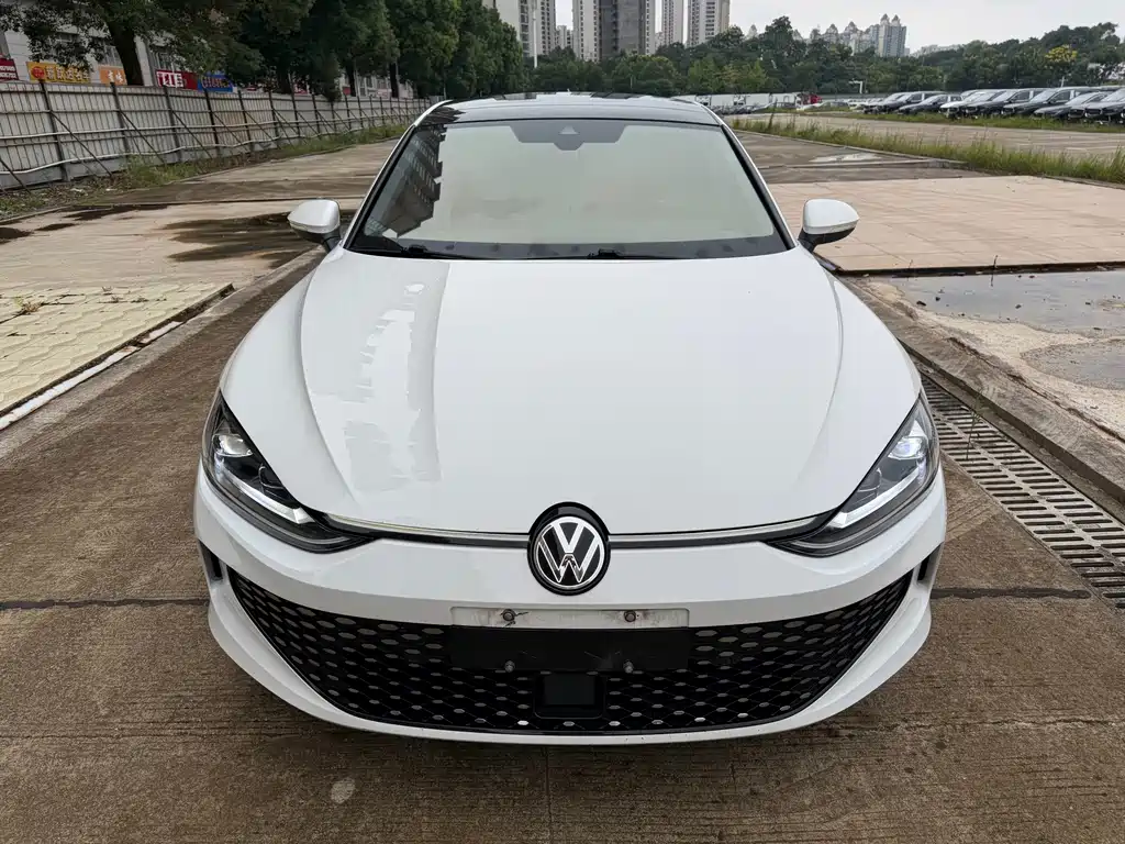 Volkswagen Lamando — миниатюра 2