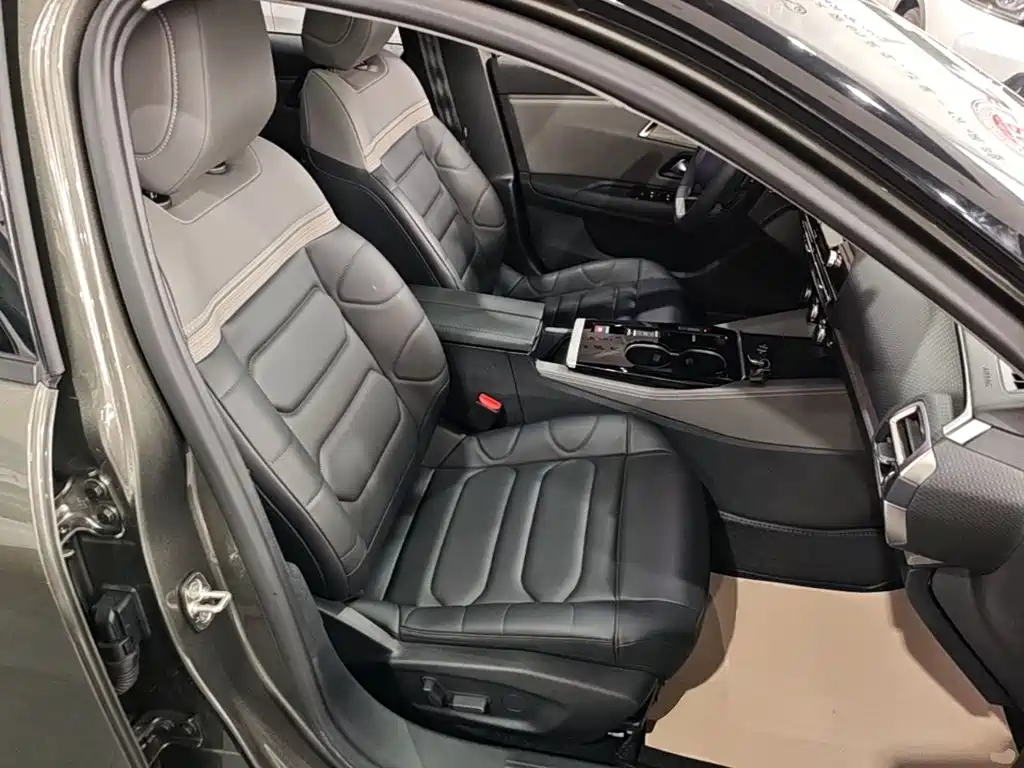 Citroen C5 X — миниатюра 25