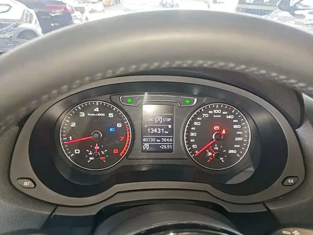 Audi Q3 — миниатюра 12